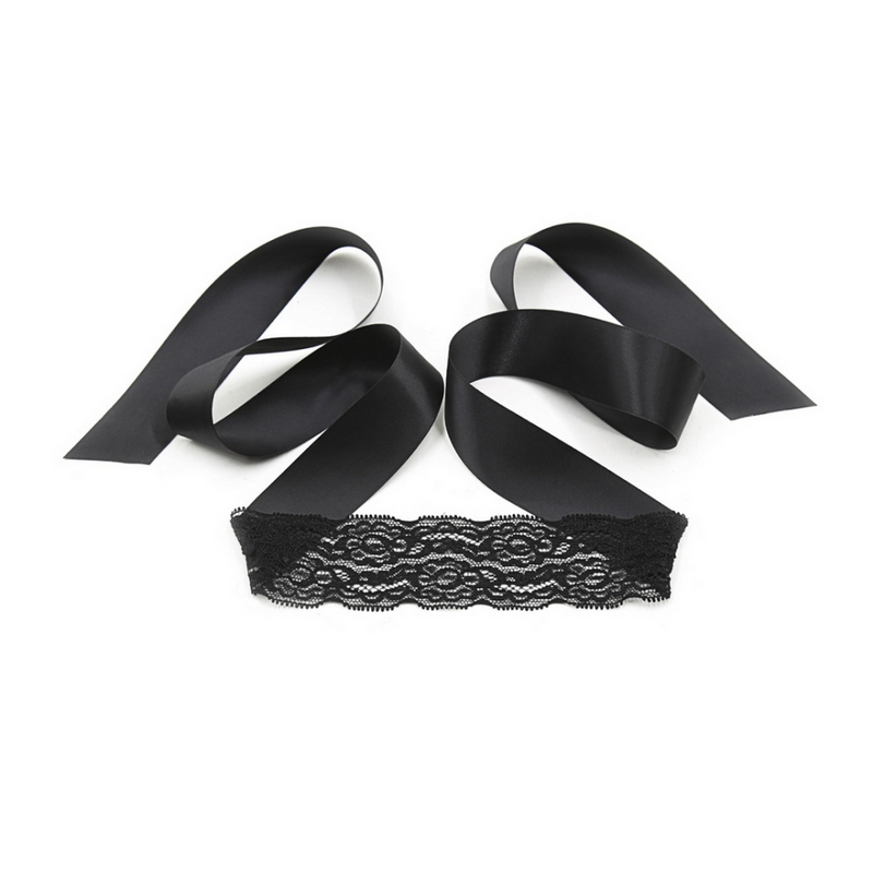 Lace Me Up - Ensemble en Dentelle de Bondage - Noir